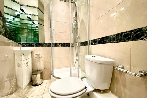 2 bedroom apartment to rent, Queen`s Gate,  South Kensington,  SW7