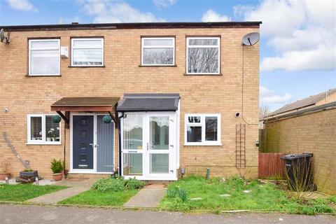2 Abbots Field, Gravesend, DA12 5JA