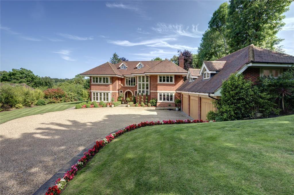 Mill Lane, Chalfont St Giles, Bucks, HP8 6 bed detached