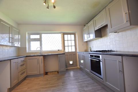 198 Constable Avenue, Clacton-on-sea, CO16 8XF