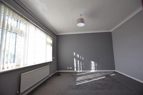 198 Constable Avenue, Clacton-on-sea, CO16 8XF