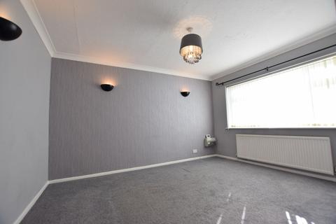198 Constable Avenue, Clacton-on-sea, CO16 8XF