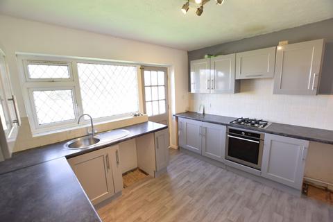 198 Constable Avenue, Clacton-on-sea, CO16 8XF