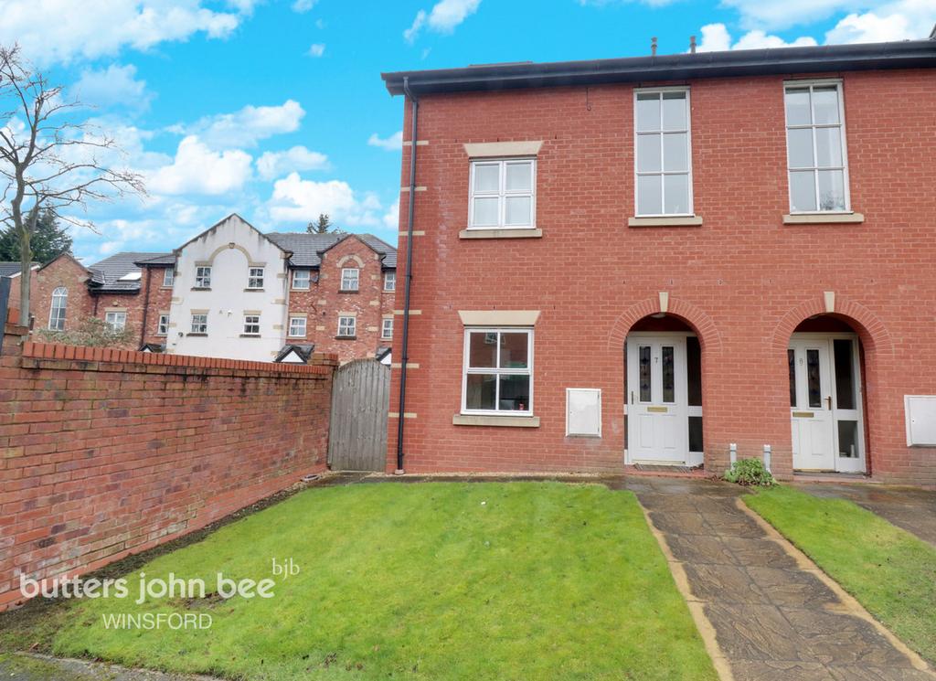 Wharton Hall, Winsford 4 bed townhouse £160,000