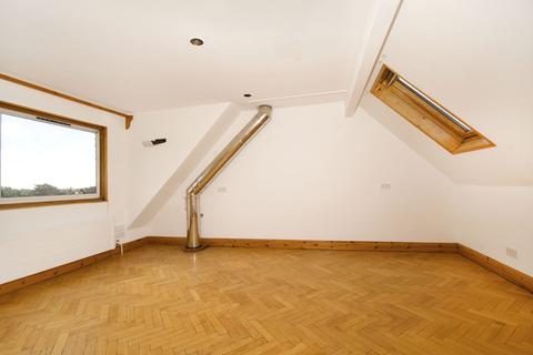 23 Wessex Gardens, London, NW11 9RS