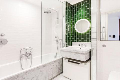 1 bedroom flat to rent, Ambassador Building, Embassy Gardens, London, SW11