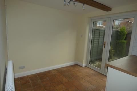 2 bedroom terraced house to rent, Rugby Close, Market Harborough LE16