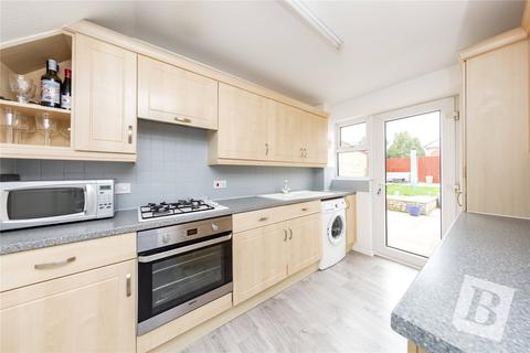 8 Chadwick Close, Northfleet, Gravesend, DA11 8SA