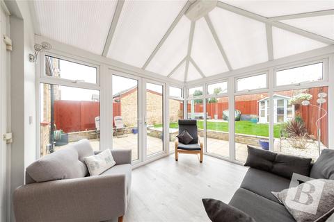 8 Chadwick Close, Northfleet, Gravesend, DA11 8SA