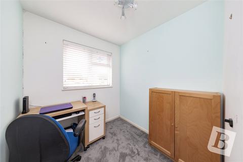 8 Chadwick Close, Northfleet, Gravesend, DA11 8SA