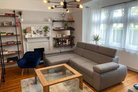 undefined, Eastfields Road, Ealing, W3