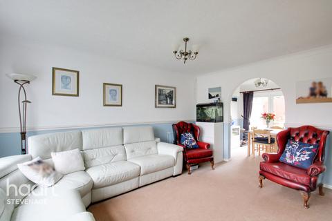 17 Hazelmere Road, Stevenage, SG2 8RX