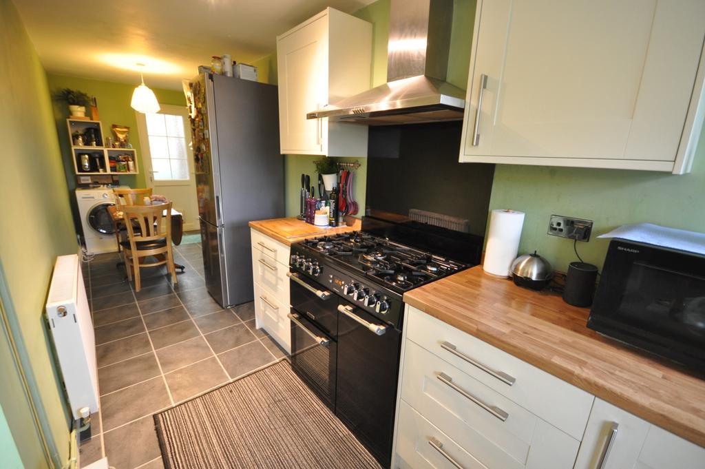 Kitchen/Breakfast Area