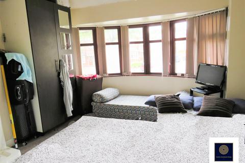 3 bedroom semi-detached house for sale, Birmingham B28