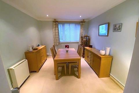 10 Broadway, Stockport, SK2 5SN