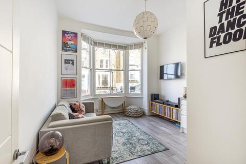 Flat 2, 7 Rockmount Road, London, SE19 3SZ