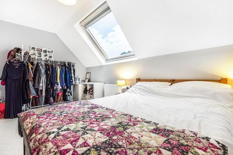 Flat 3, 4 Layer Gardens, London, W3 9PR