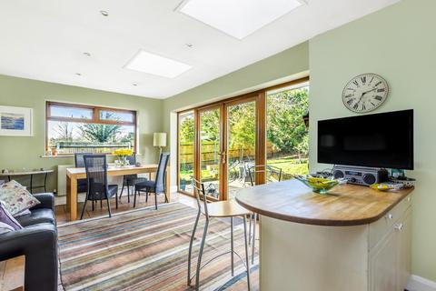 Ypsilanti Cobham Way, East Horsley, Leatherhead, KT24 5BH