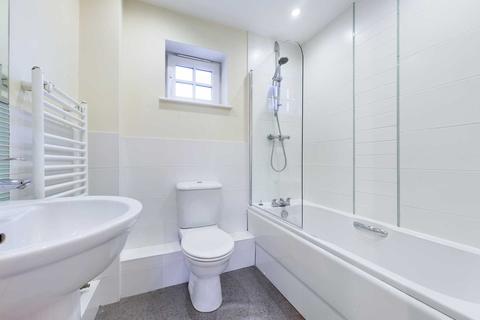 5, Kings Court Roughdown Road, Hemel Hempstead, HP3 9AX