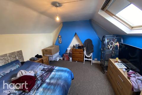 6d Jenner Road, Rochester, ME1 2HE