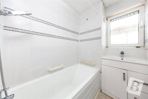 139 Shepherds Close, Romford, RM6 5AJ