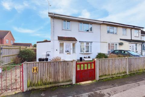 25 Mulberry Avenue, Staines-upon-thames, TW19 7SF