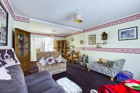 25 Mulberry Avenue, Staines-upon-thames, TW19 7SF