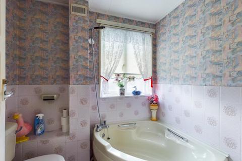 25 Mulberry Avenue, Staines-upon-thames, TW19 7SF