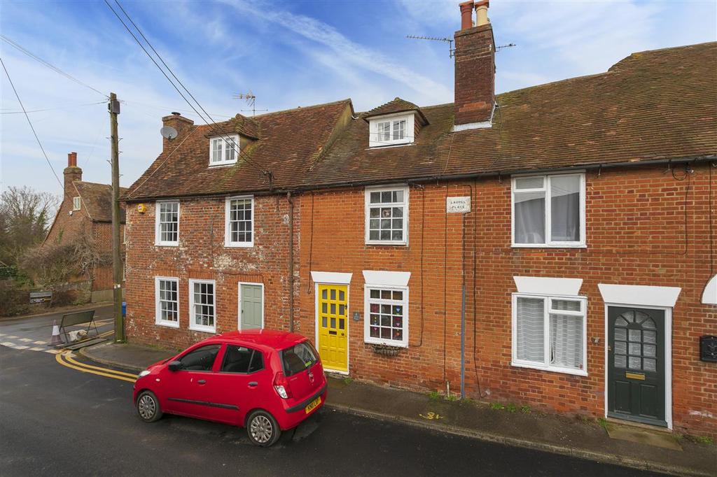 Laurel Place, Staplestreet, Hernhill 3 bed terraced house £310,000