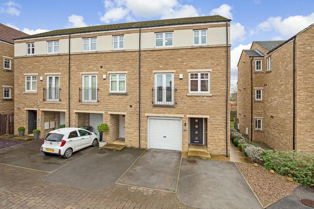 Marriner Close, Otley 4 bed townhouse £335,000