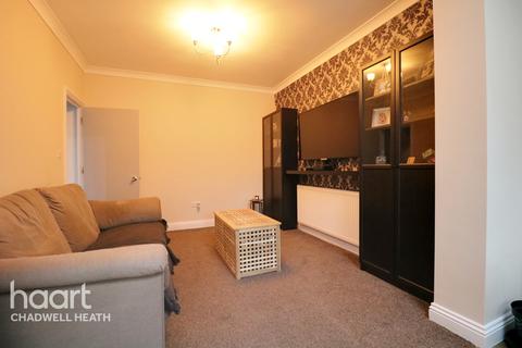 30 Grosvenor Road, Dagenham, RM8 1NP