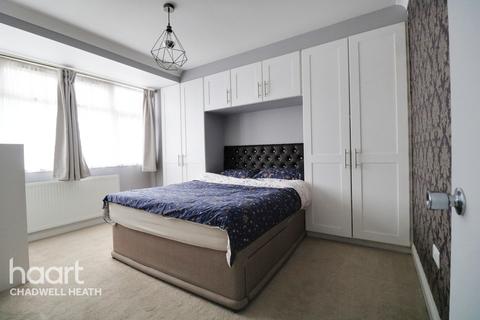 30 Grosvenor Road, Dagenham, RM8 1NP