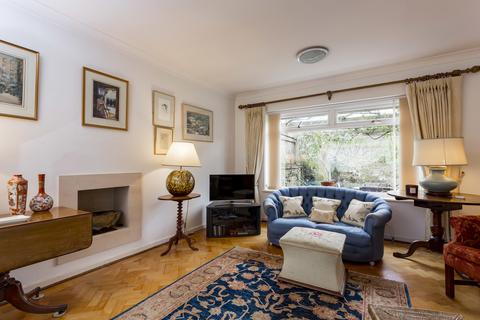 57 Chieveley Drive, Tunbridge Wells, TN2 5HQ