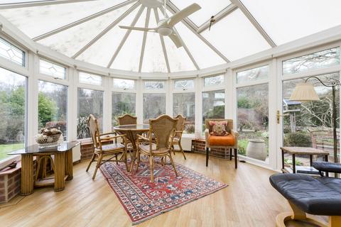 57 Chieveley Drive, Tunbridge Wells, TN2 5HQ