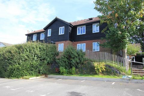 1 bedroom apartment to rent, Streatfield Road, HEATHFIELD