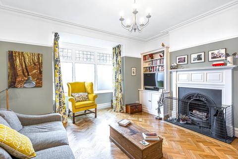 14 Milestone Road, London, SE19 2LL