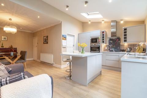 65 Braemar Road, Solihull, B92 8BS