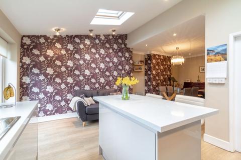 65 Braemar Road, Solihull, B92 8BS