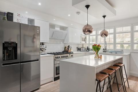 Flat 5, Reed Mansions Cambridge Road, London, E11 2PX