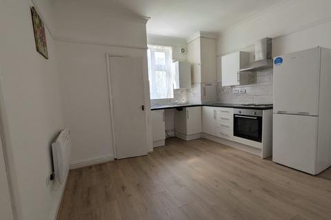 1 bedroom apartment to rent, Cranbury Place
