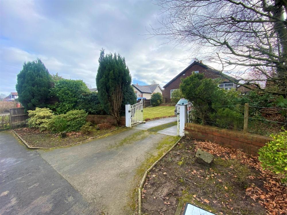 Hoyles Lane, Preston, PR4 2 bed detached house £290,000