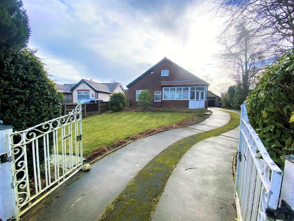 Hoyles Lane, Preston, PR4 2 bed detached house £290,000