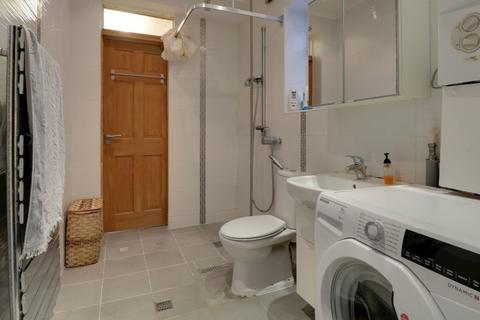 15 Lancelot Avenue, Wembley, HA0 2BA