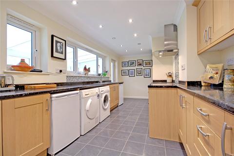 2 Nicholas Drive, Reydon, Southwold, IP18 6RE