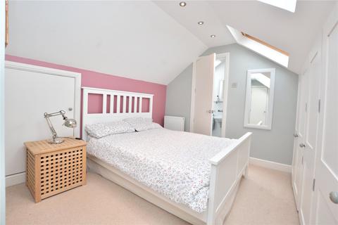26 Bentcliffe Gardens, Leeds, LS17 6QS