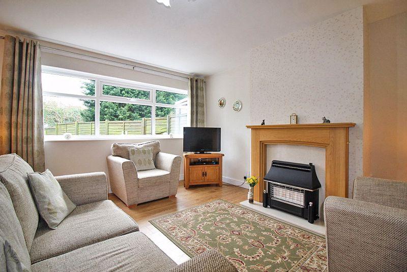 Grovelands Crescent, Wolverhampton 3 bed semidetached house £194,950