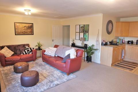 69 Grange Drive, Streetly, Sutton Coldfield, B74 3DT