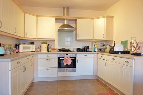 77 Grange Drive, Streetly, Sutton Coldfield, B74 3DT