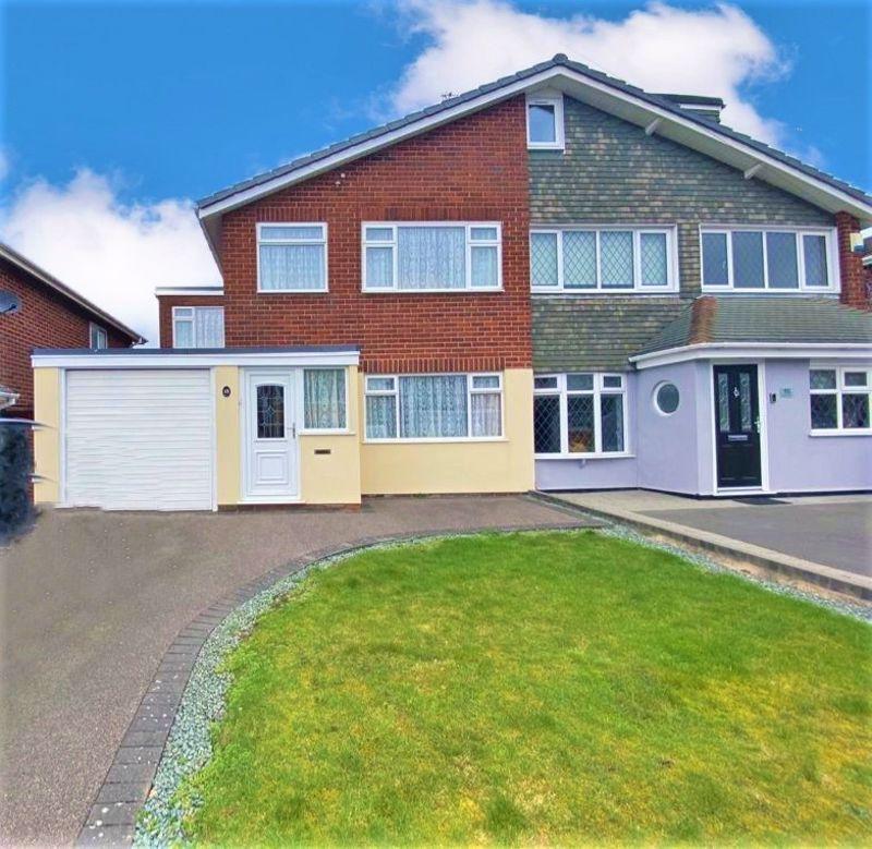 Kempton Drive, Great Wyrley WS6 6DE 4 bed semidetached house £225,000