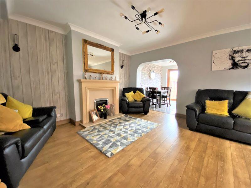 Walsall Road, Great Wyrley WS6 6NL 3 bed semidetached house £245,000